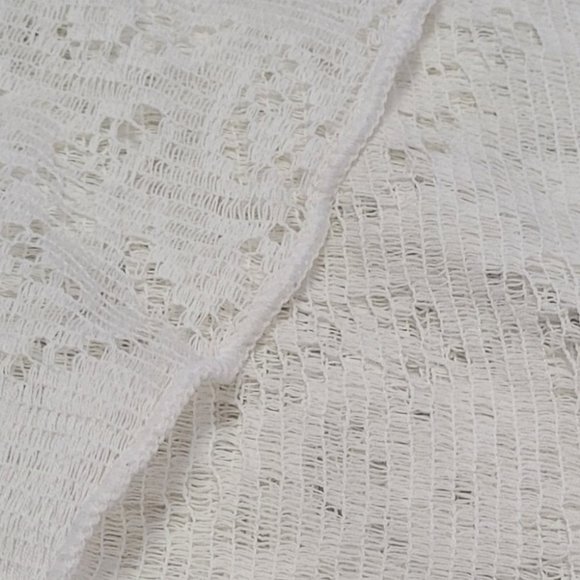Ivory Lace Table Cloth 60 x 100 - Picture 7 of 10
